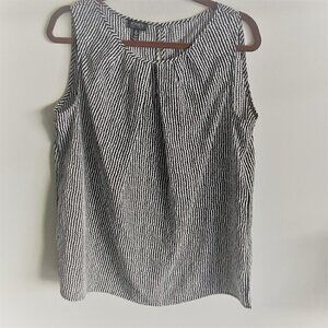 Jones New York Striped Sleeveless White/Black Top